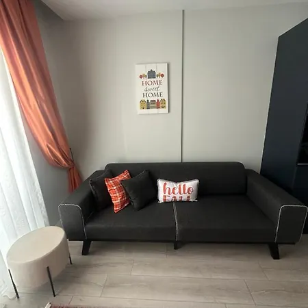 Apartment Havalimani Ve Avm Yakini Havuzlu Lux1+1 Ozel Fiyat
