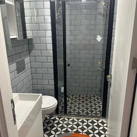 Havalimani Ve Avm Yakini Havuzlu Lux1+1 Ozel Fiyat * Antalya
