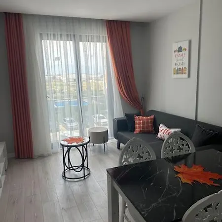Havalimani Ve Avm Yakini Havuzlu Lux1+1 Ozel Fiyat Apartment *