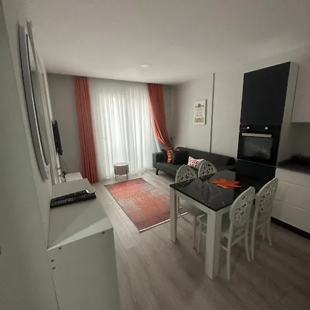 Havalimani Ve Avm Yakini Havuzlu Lux1+1 Ozel Fiyat Antalya